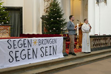 Aussendung der Sternsinger im Hohen Dom zu Fulda (Foto: Karl-Franz Thiede)